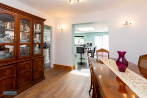 Dining Room- click for photo gallery